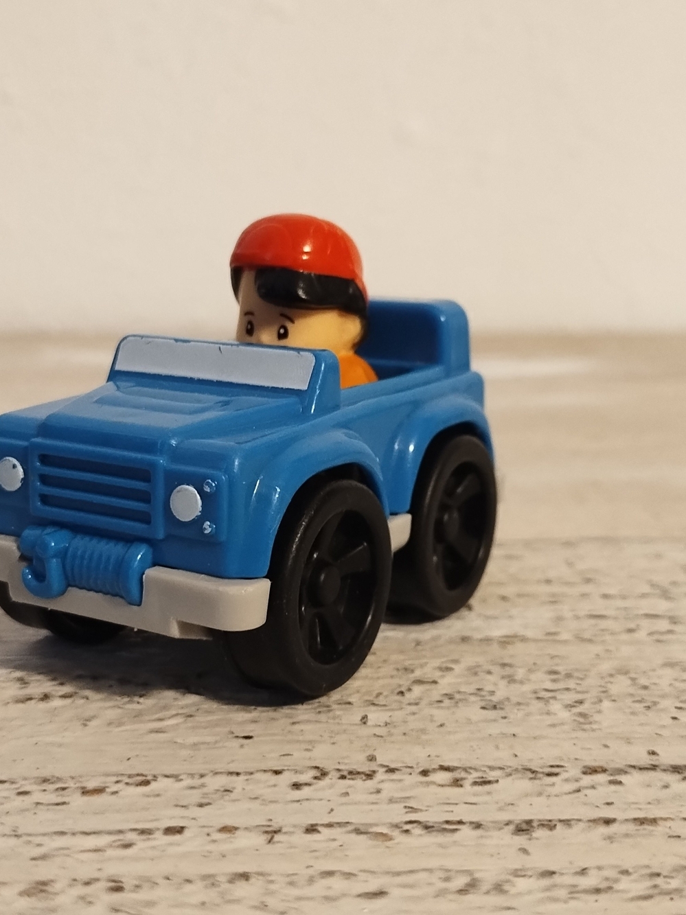Fisher-Price Little People Wheelies Blue Car Jeep with Boy 2014 Rare